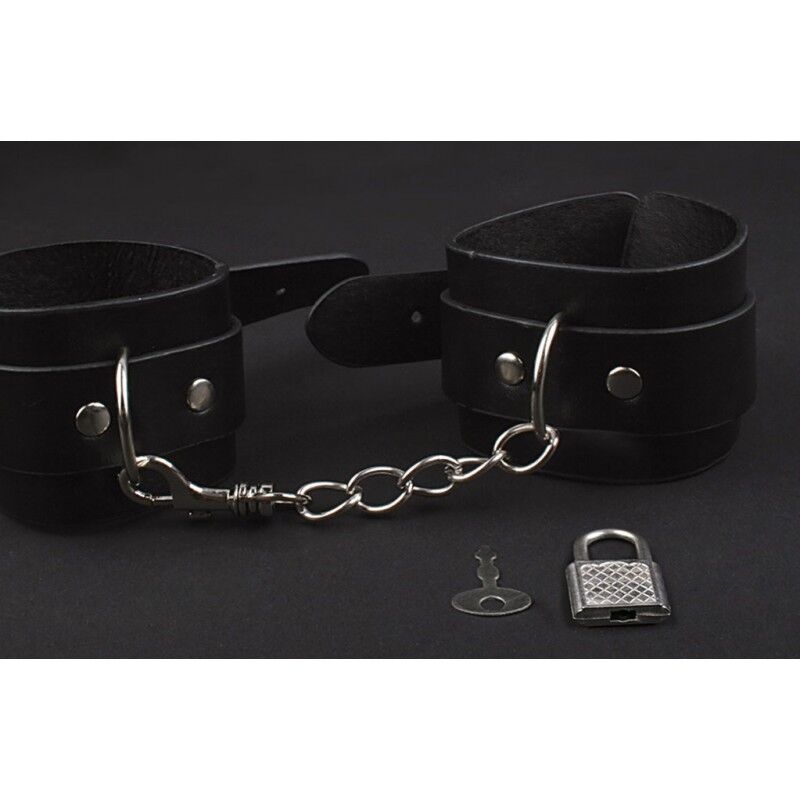 Набір MAI BDSM STARTER KIT Nº 75 Black: батіг, кляп, наручники, маска, нашийник, мотузка, затискачі SO6580 фото