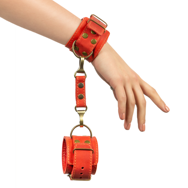 Преміум наручники LOVECRAFT червоні, натуральна шкіра, в подарунковій упаковці SO3292 фото